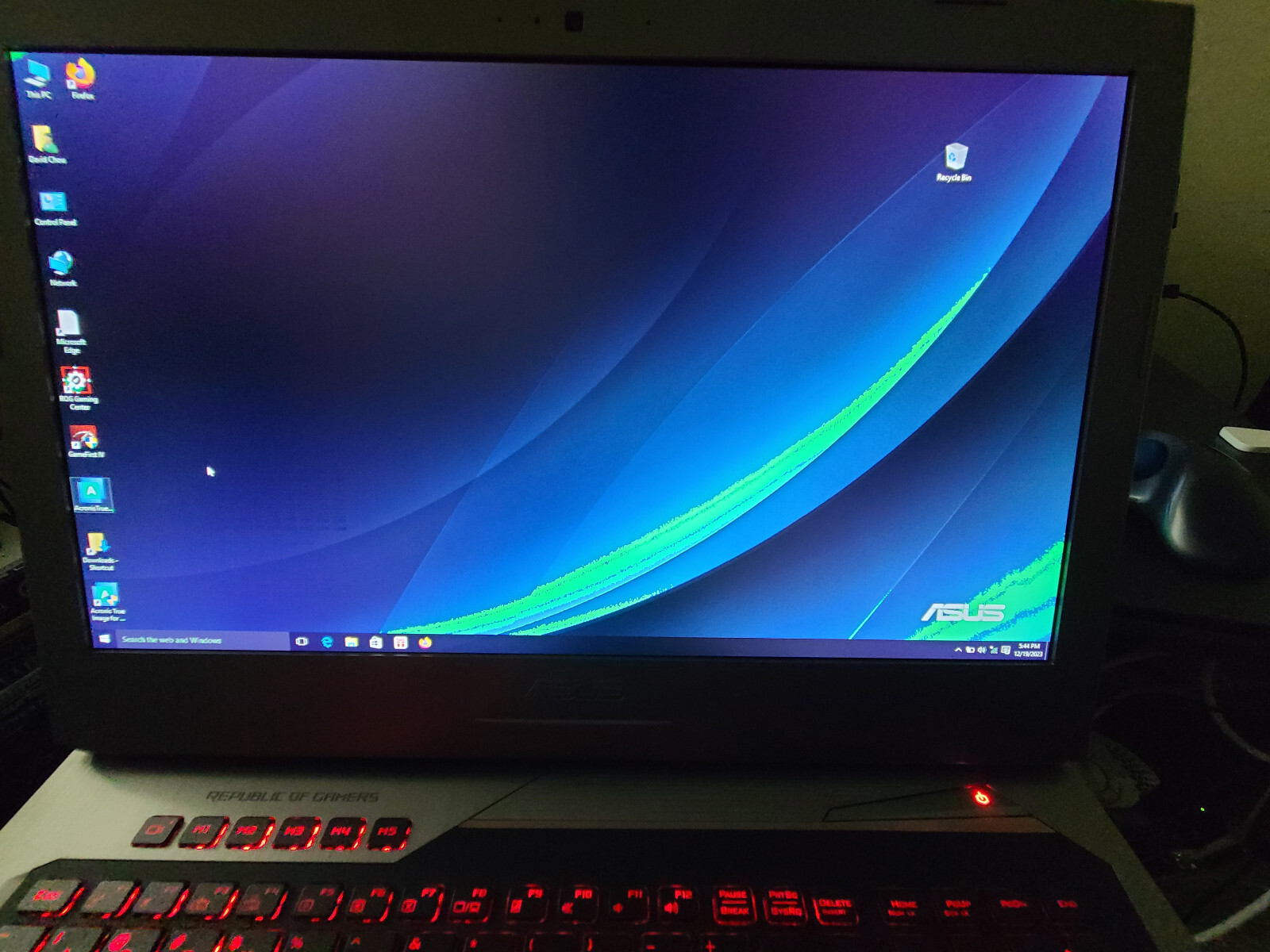 ASUS ROG G752VT-TH71(WX) 17.3″ IPS Intel Core i7 6th Gen 6700HQ — Please Read!