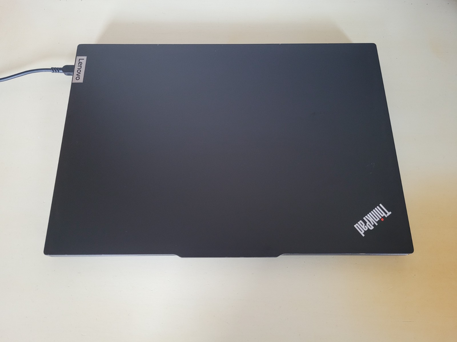 Lenovo ThinkPad E16 Gen 2 16″ Ryzen 5-7535U(6-core) 512GB SSD 16GB DDR5 RAM W11P