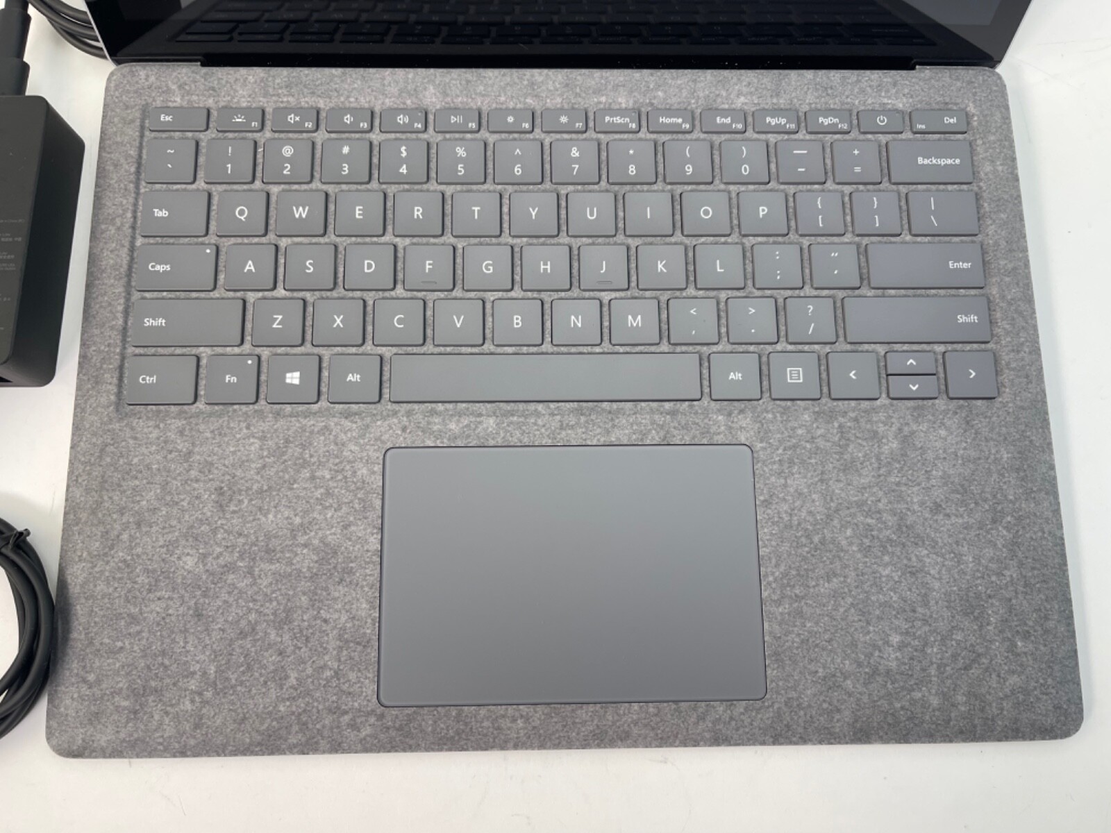 Microsoft Surface Laptop 3, VGY-00001, 13.5″ Touch, i5-1035G7, 8GB, 128GB SSD