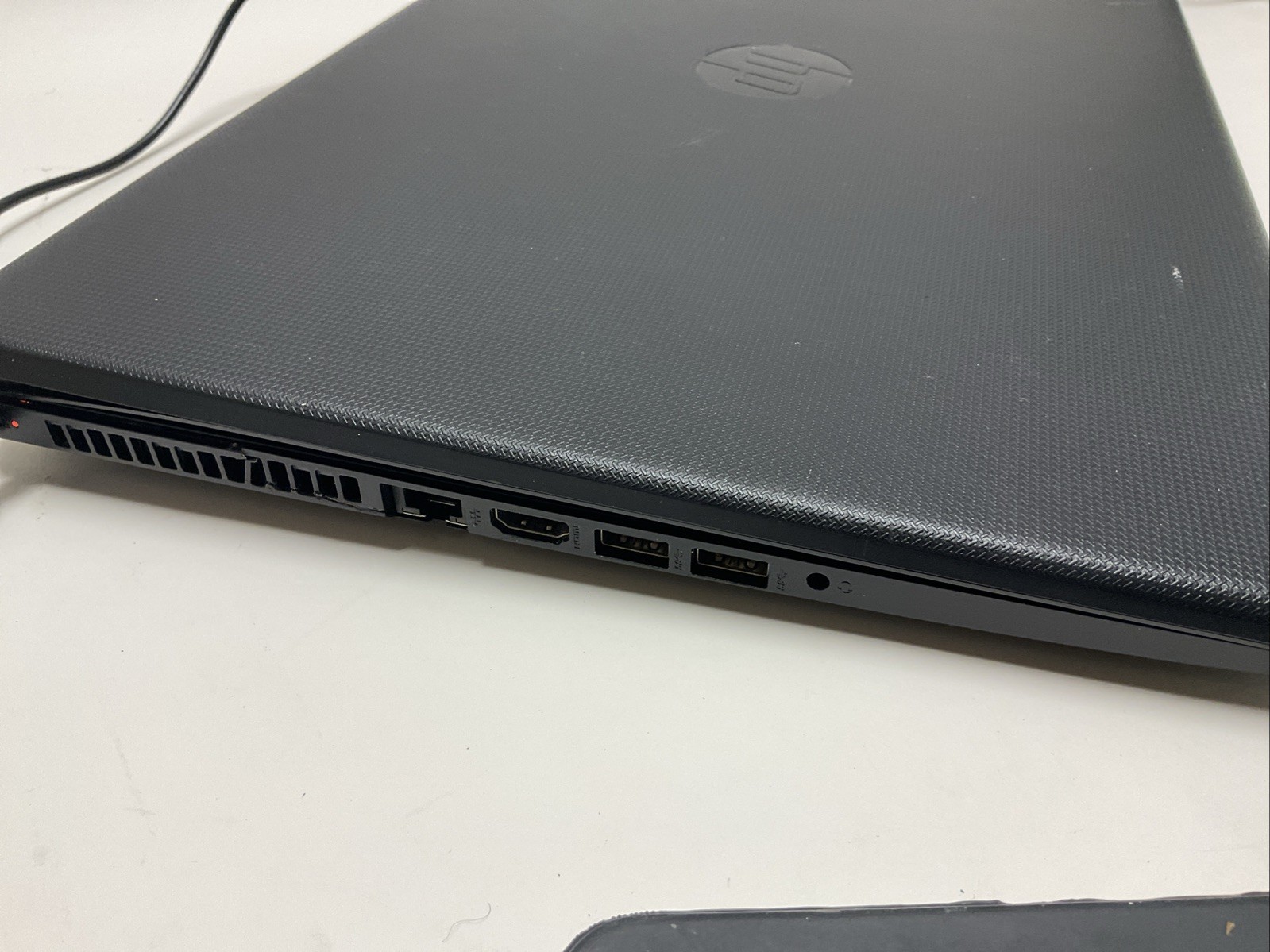 Laptop HP 17-Bs011dx CPU CORE I5-7200U 2.50GHZ HDD 500GB RAM 8GB Windows 11
