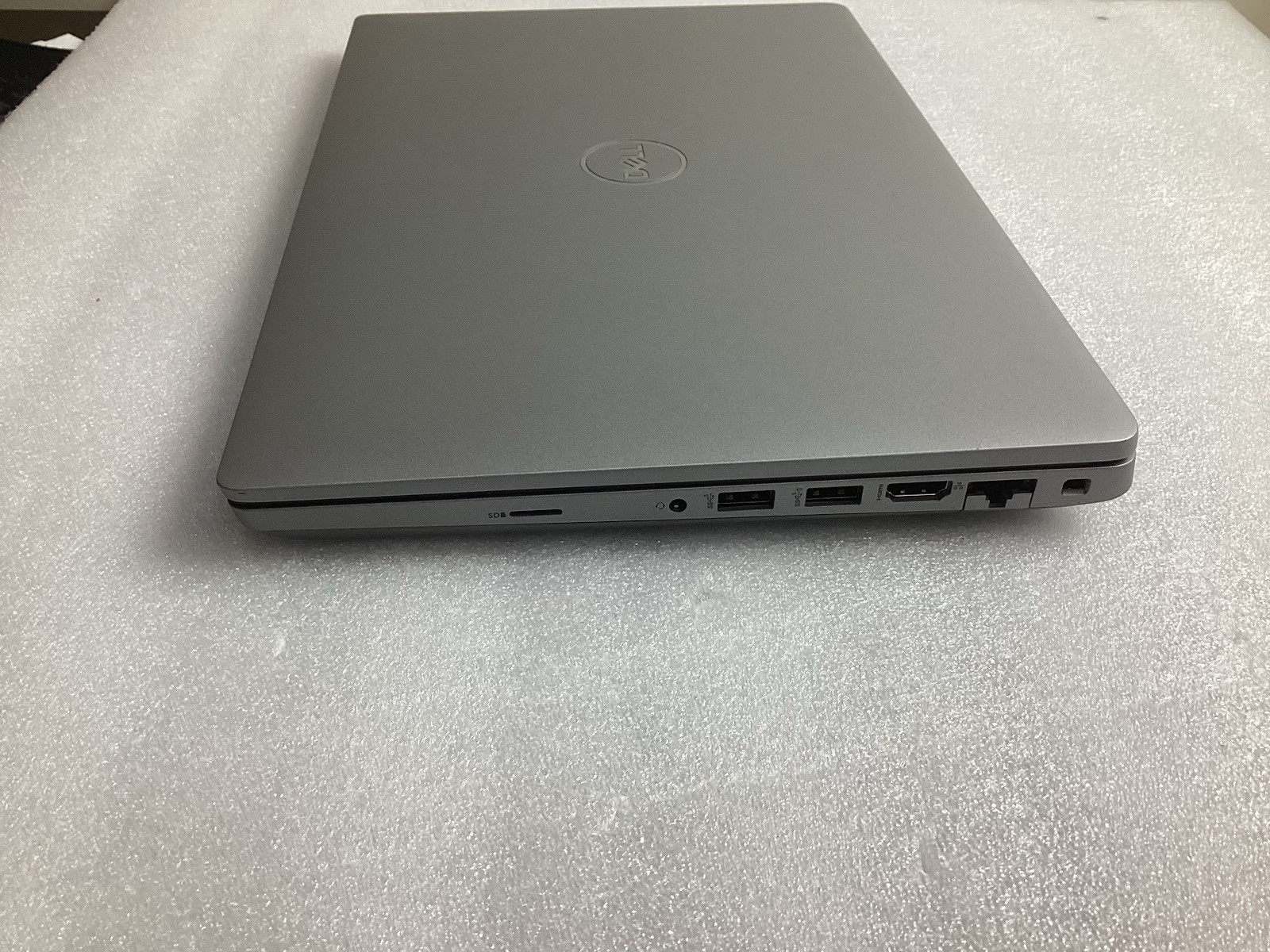 Dell Precision 3470 Used 14″ i5-1250P 16GB RAM 512GB SSD Windows 11 Pro
