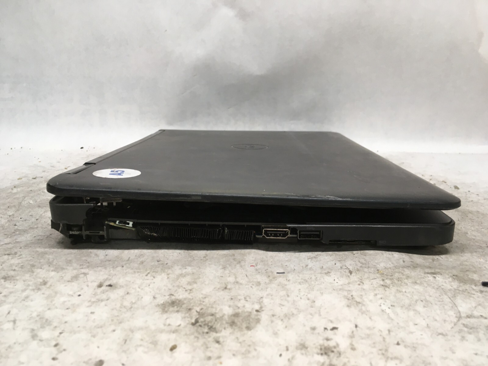 Dell Latitude E5440 14″ (AS IS) Intel Core i3 4th Gen – JZ