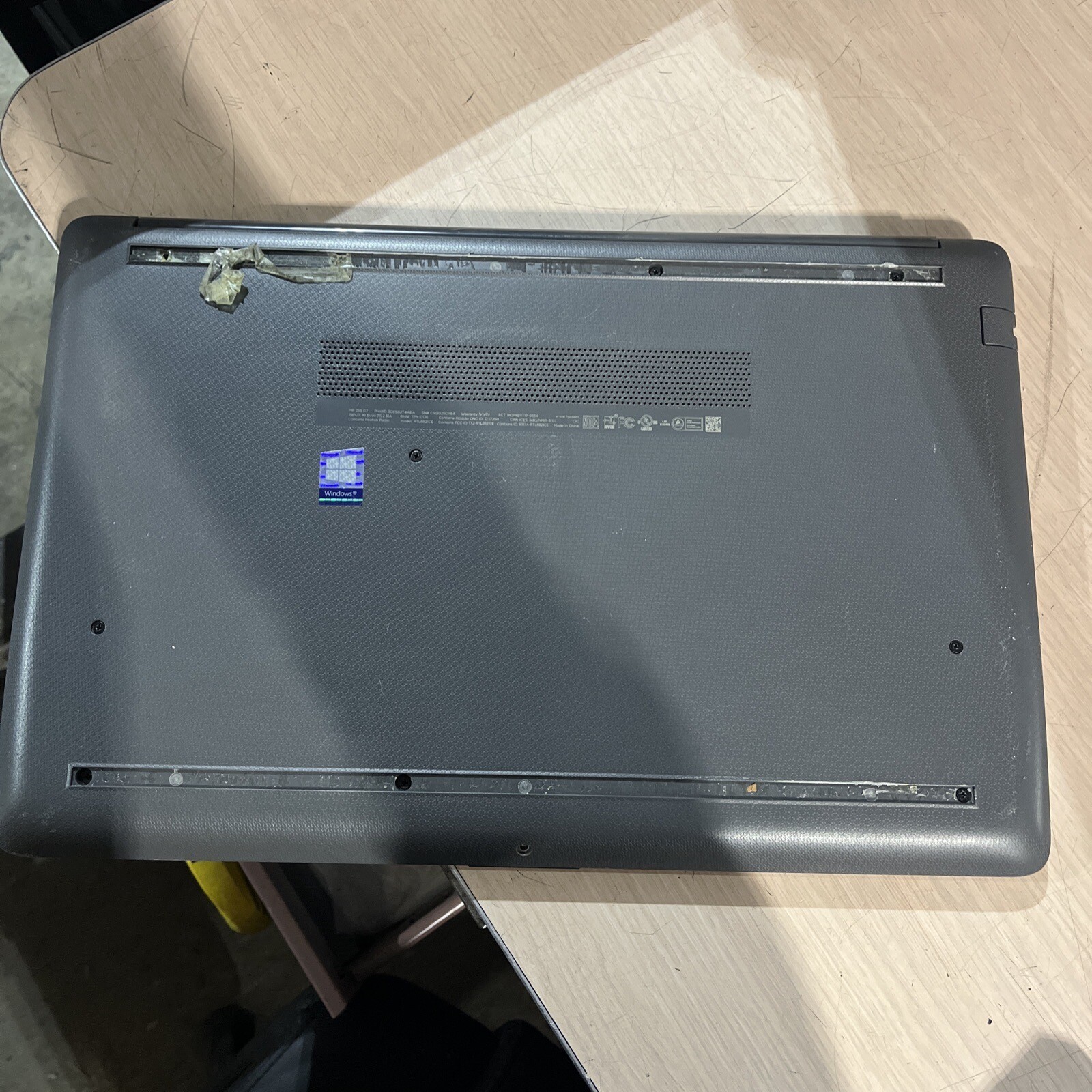 HP NOTEBOOK AMD A6-9225 RADEON 8GB RAM NO HD