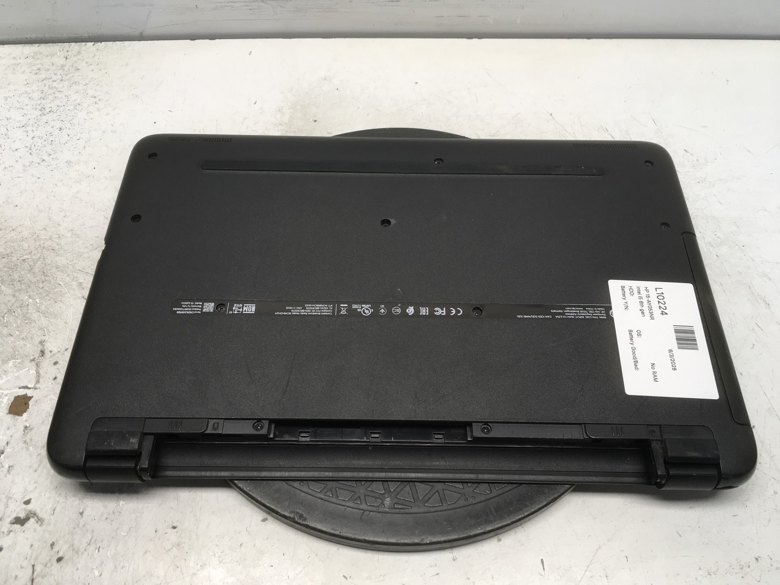HP 15-AY053NR Intel i5 6th gen No RAM NO HDD No Batt