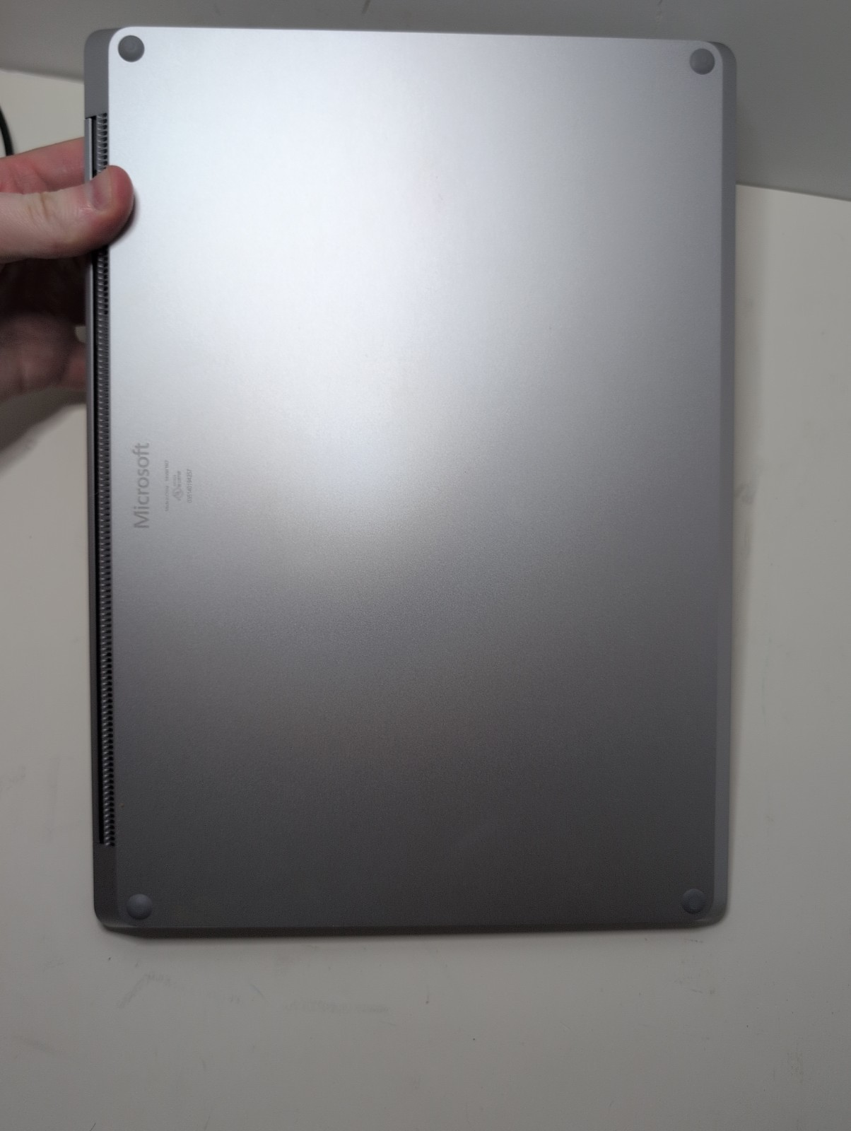 Microsoft Surface Laptop 3 13.5″ Touch i5-1035G7 8GB R 128GB SSD Win10 Clean NM