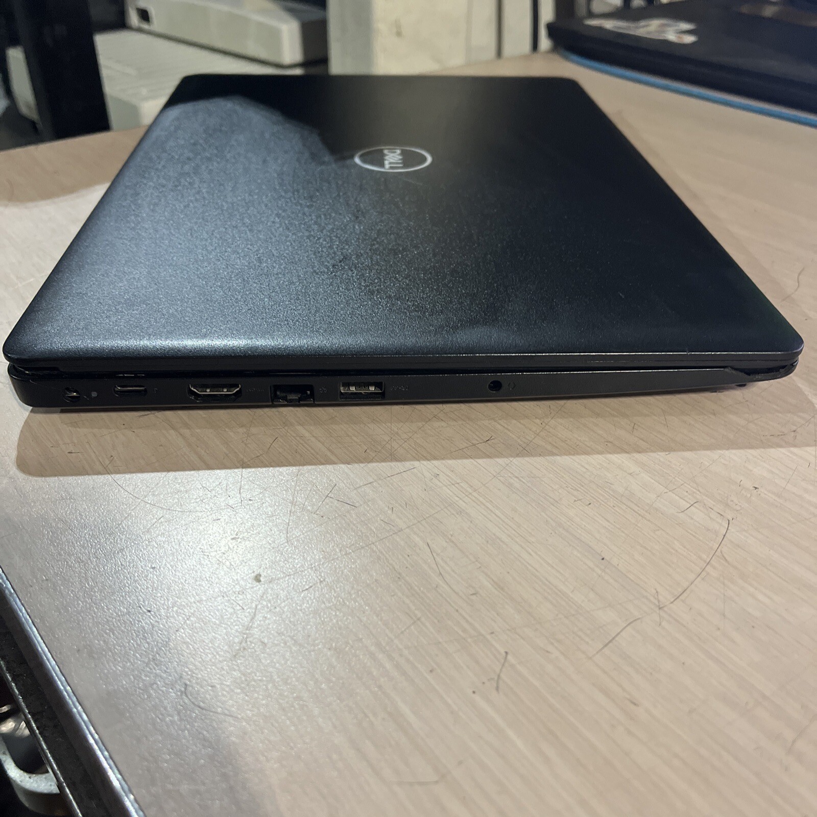 DELL LATITUDE 3490 INTEL CORE I5-8250U 1.60GHZ 8GB RAM NO HD ,