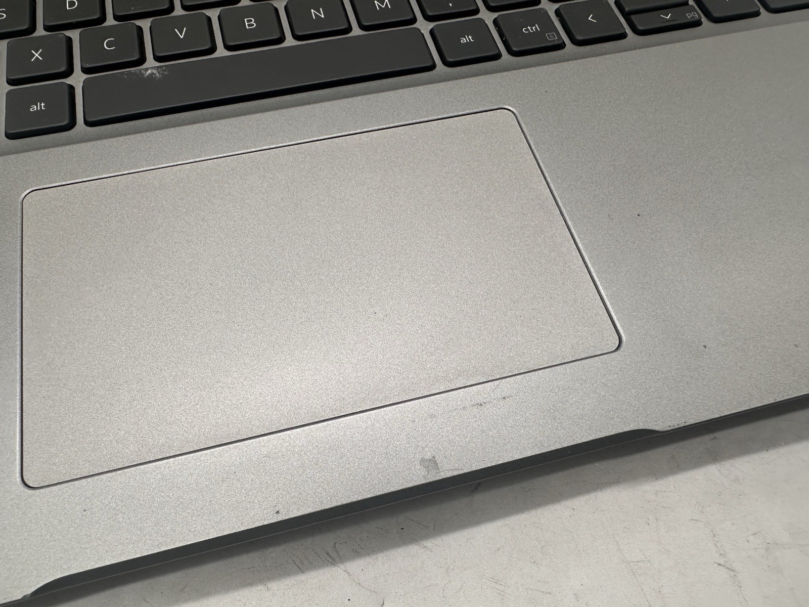 Dell Precision 3560, i7-1185G7, @ 3.00GHz, 16GB RAM, 512GB NVMe-No OS/Charger