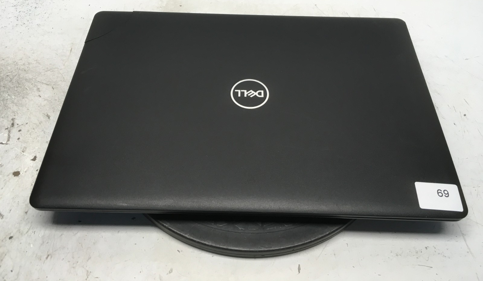 Dell Latitude 3590 Intel i3-7130U 2.7GHz 16 GB NO HDD No Batt