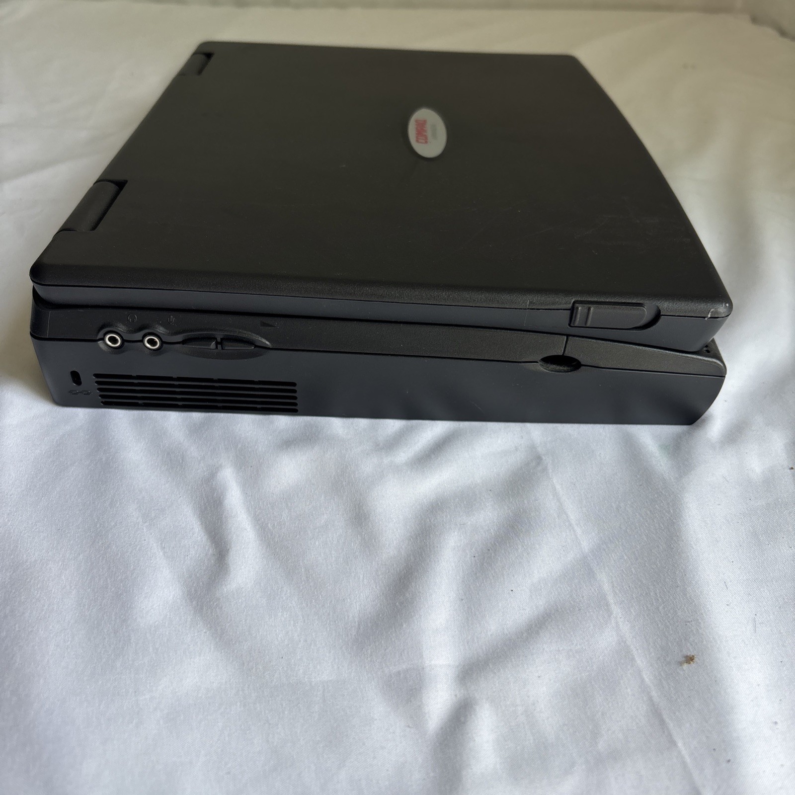 Vintage Compaq Armada 1700 Laptop Notebook Untested No Charger For Parts