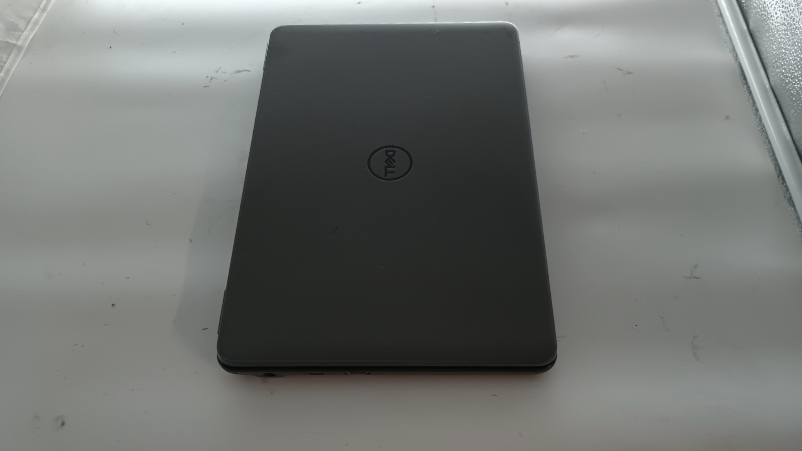 9124 VantageLatitude3120 w/charger.Pentium(4Cores)8GB.128GB NVMe.11″HD.W11.Read!