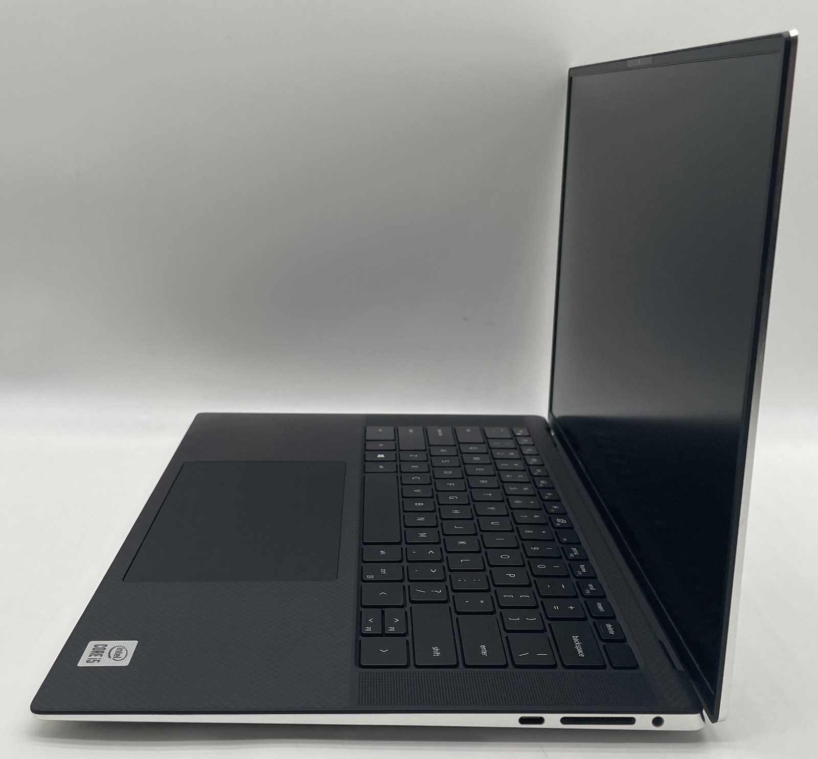 Dell 15″ XPS 9500 i5-10300H 2.5Hz 16GB RAM 512GB SSD Win11 Home Backlit KB