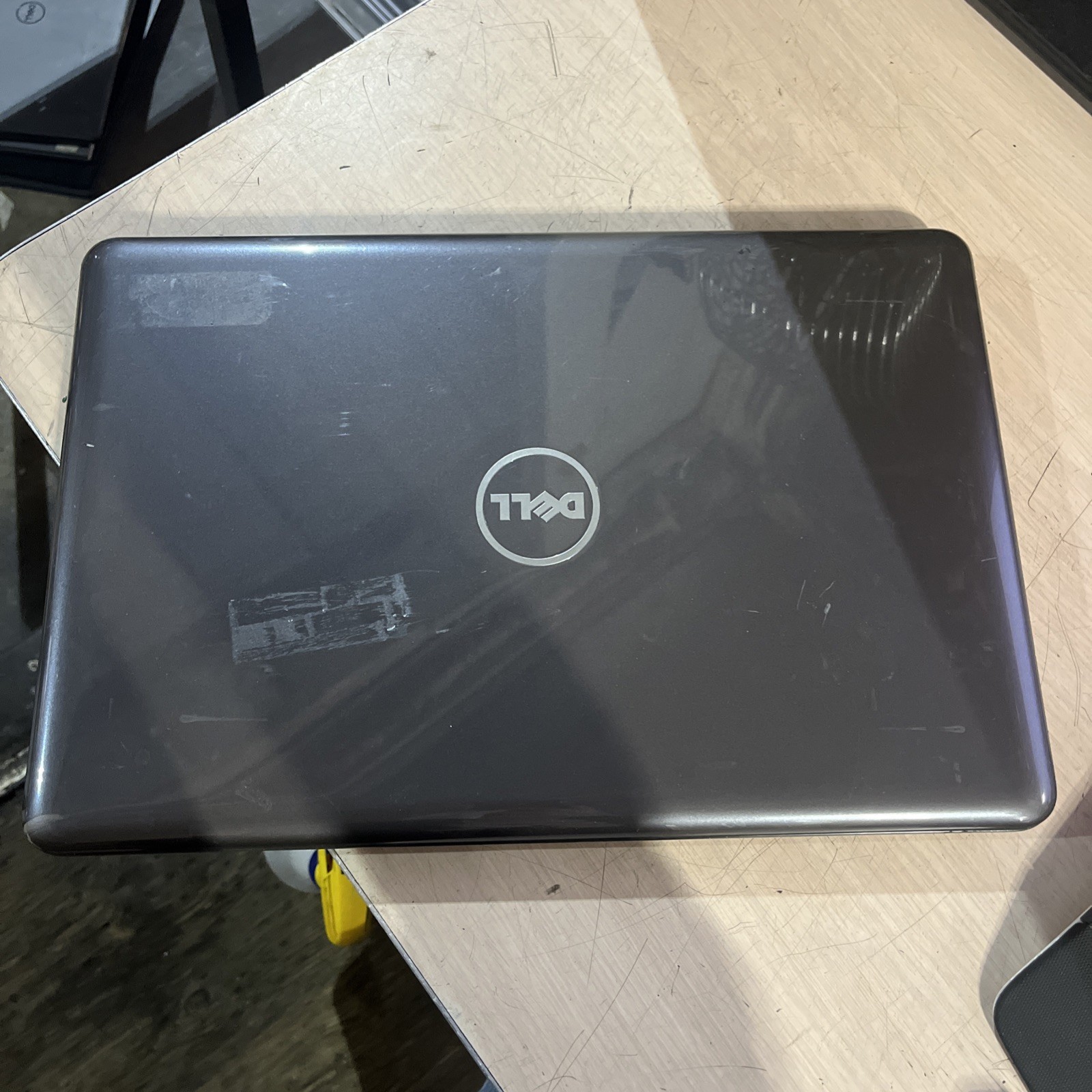 DELL INSPIRON 5565 AMD A9-9400 8GB RAM NO HD