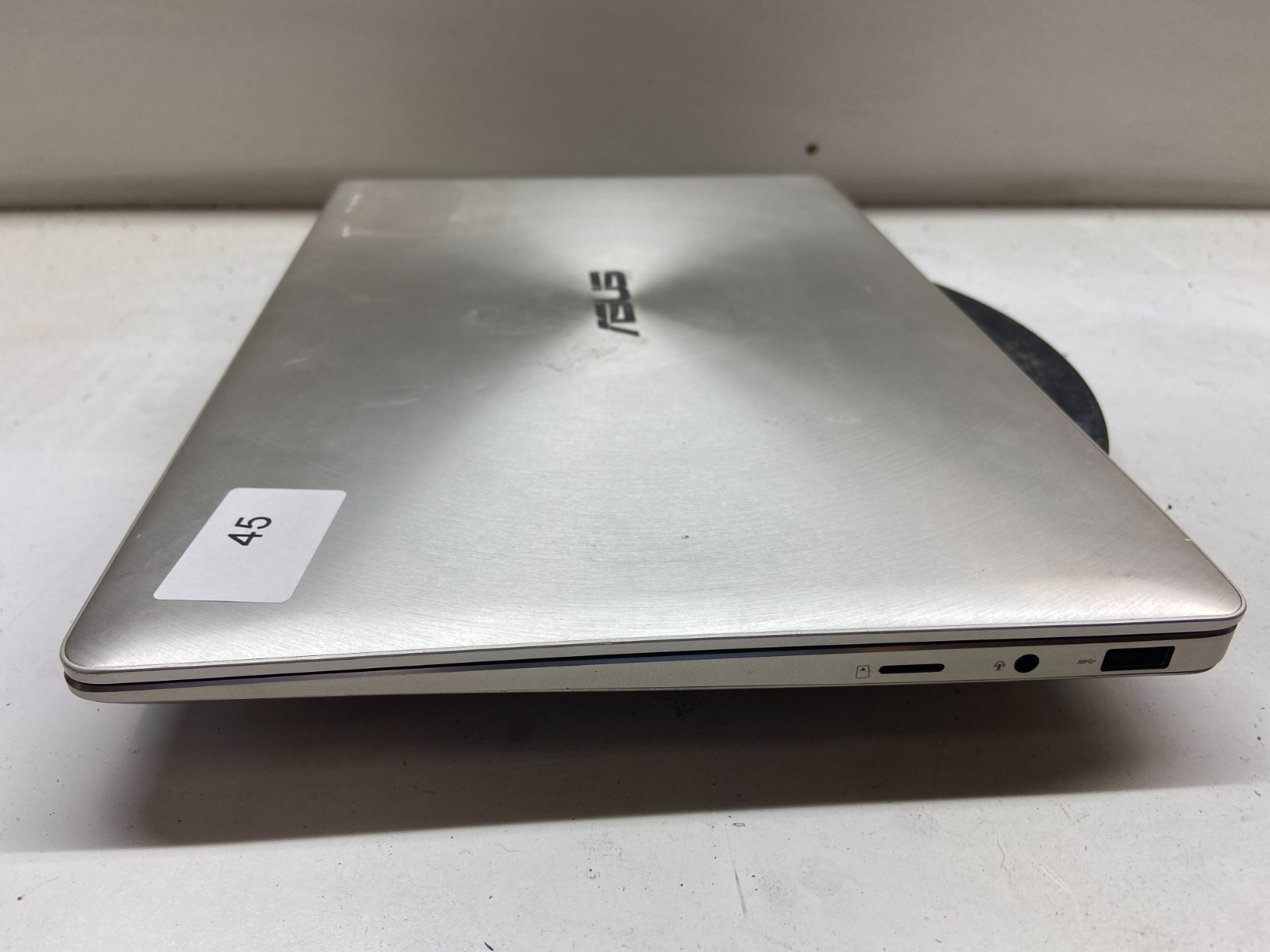 Asus Zenbook UX331U Intel Core i5-8250u 1.6GHz 8GB NO HDD