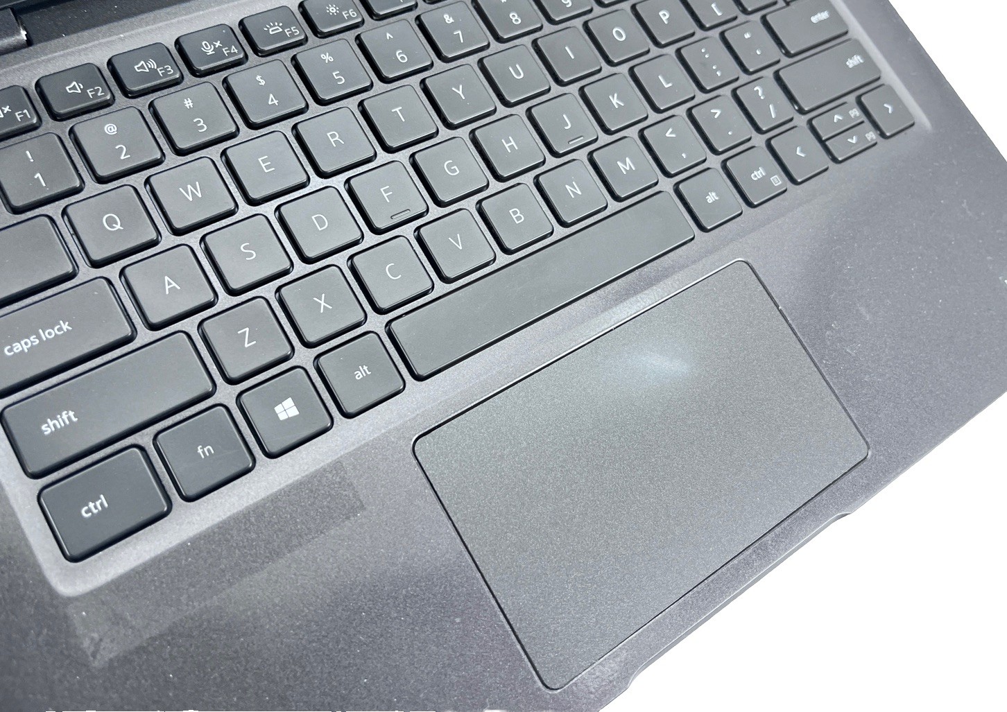 Dell Latitude 7310 13″ FHD i7-10610U 1.8Ghz 16GB 256GB *GRADE C*