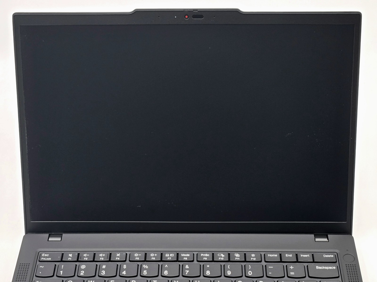ThinkPad T14 Gen 5 14″ FHD+ Touch RYZEN 7 PRO 8840U 512GB 32GB W11P FPR WNTY