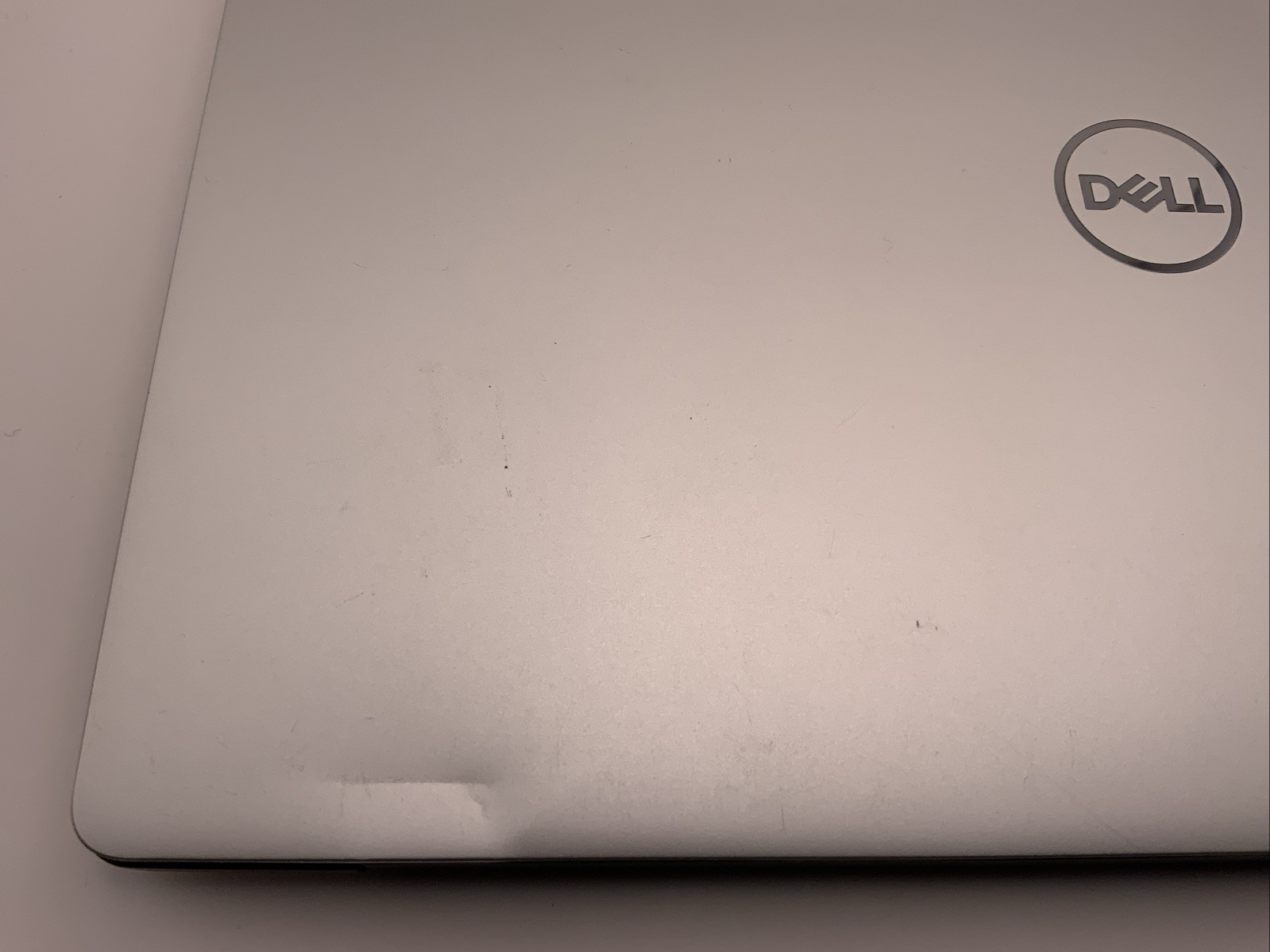 Dell XPS 13 7390 2020 Silver 4K TOUCH i7-10710U 1.10GHz 16GB 512GB SSD Good