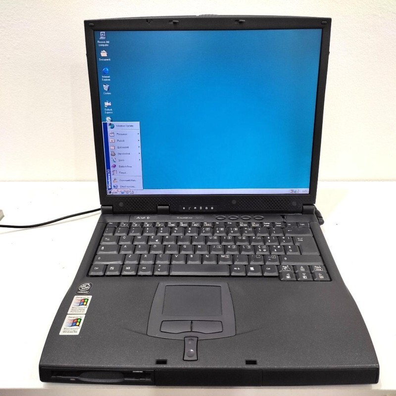 Retro Games Notebook PC Laptop WINDOWS 98 SERIAL FLOPPY 800Mhz PCMCIA 21023