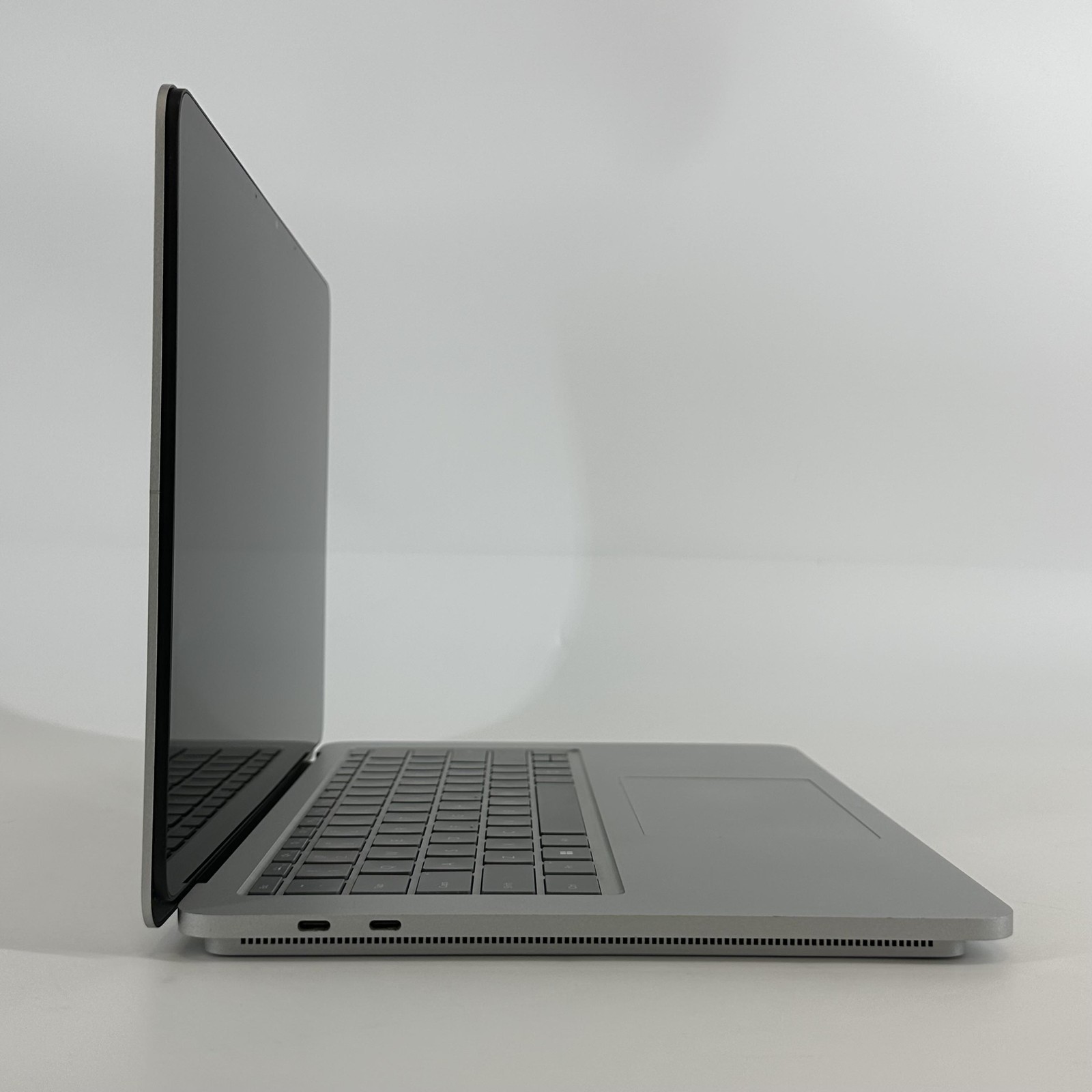 Microsoft Surface Laptop Studio 14.4 2K TOUCH i7-11370H 16GB 512GB RTX 3050 Ti