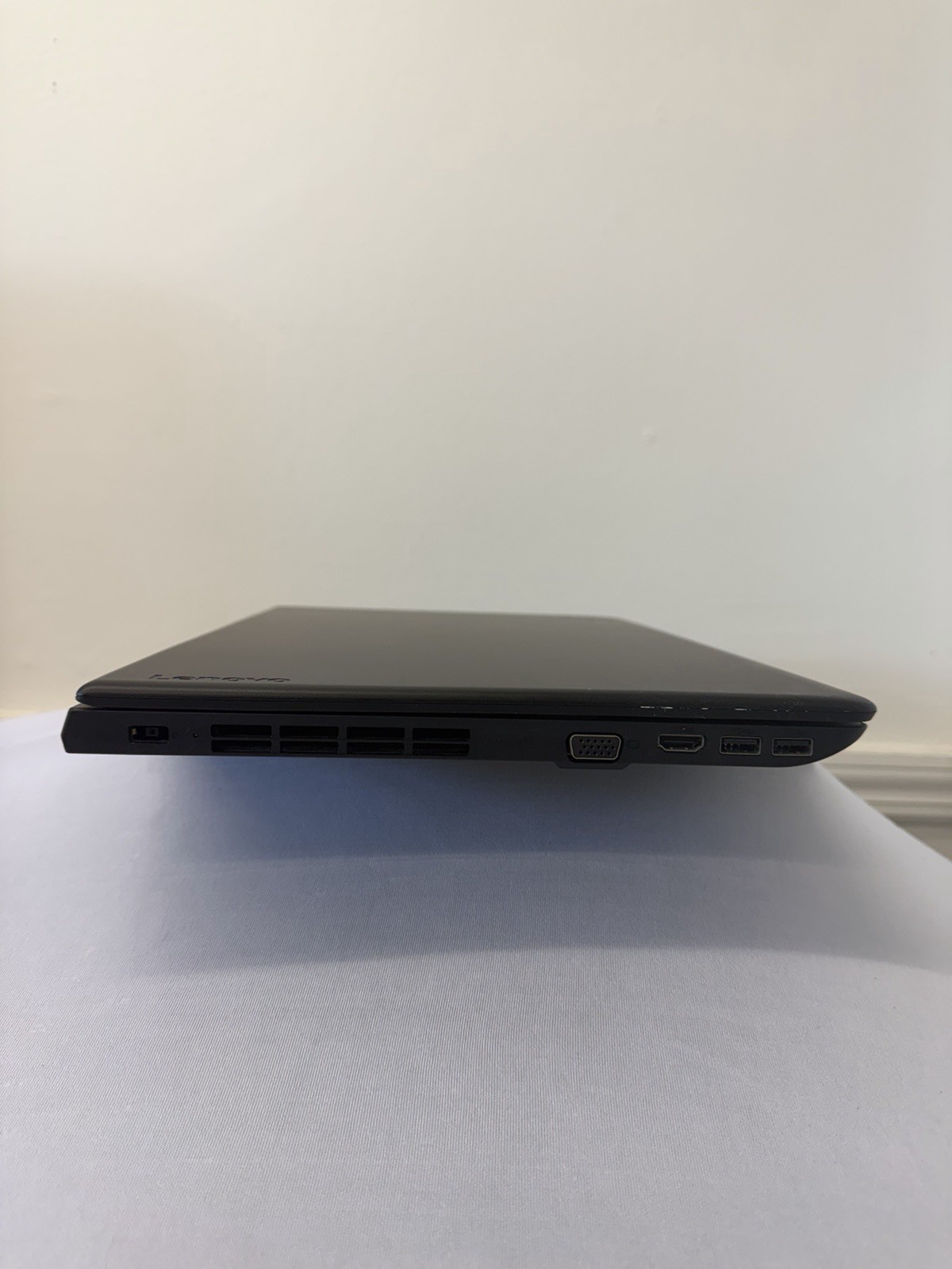 Lenovo Thinkpad E570 Laptop – Good Screen – Intel i5-6200U – RAM 8GB – Read Des