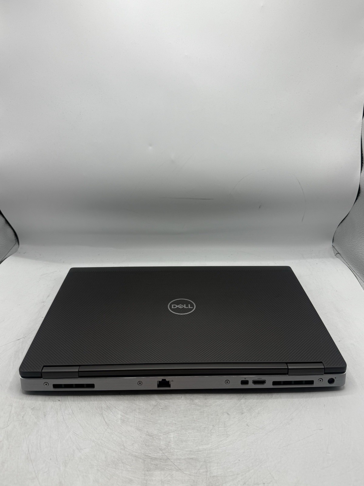 Dell Precision 7540 15.6″ FHD i9-9880H 2.30GHz 32GB RAM 1TB NVMe RTX 3000 Win11P