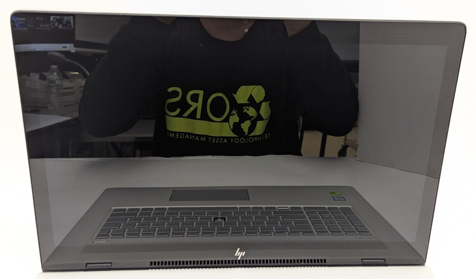 Incomplete HP ENVY 17T-AE100 17.3″ Laptop i7-8550U 1.80GHz 16GB RAM MX150 *READ*