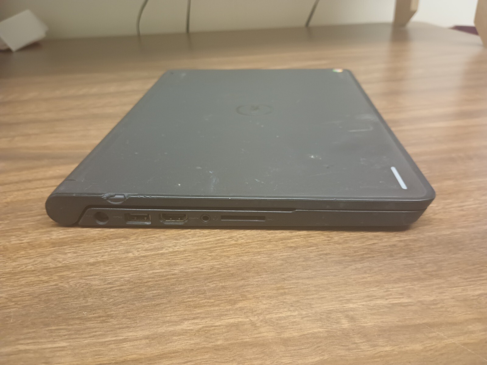 Dell Chromebook 11 3120 Intel Celeron N2840 4 Gb Memory 16 GB eMMC Broken Screen