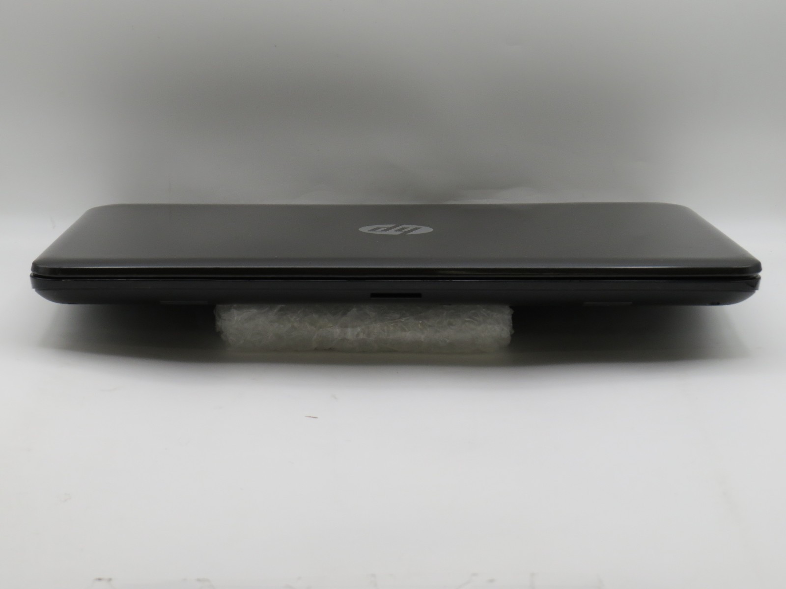 HP Notebook 15 i3-5010U @ 2.1GHz 8GB DDR3 238GB SSD 15.6″ No OS PARTS