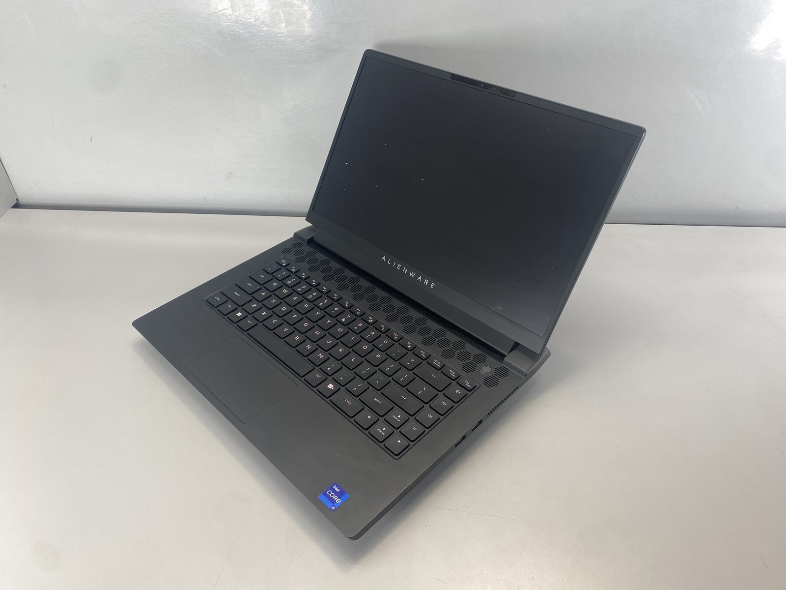 Dell Laptop ALIENWARE M15 R7 15.6″ Intel Core i9-12900H 2TB RTX 3080- Gray