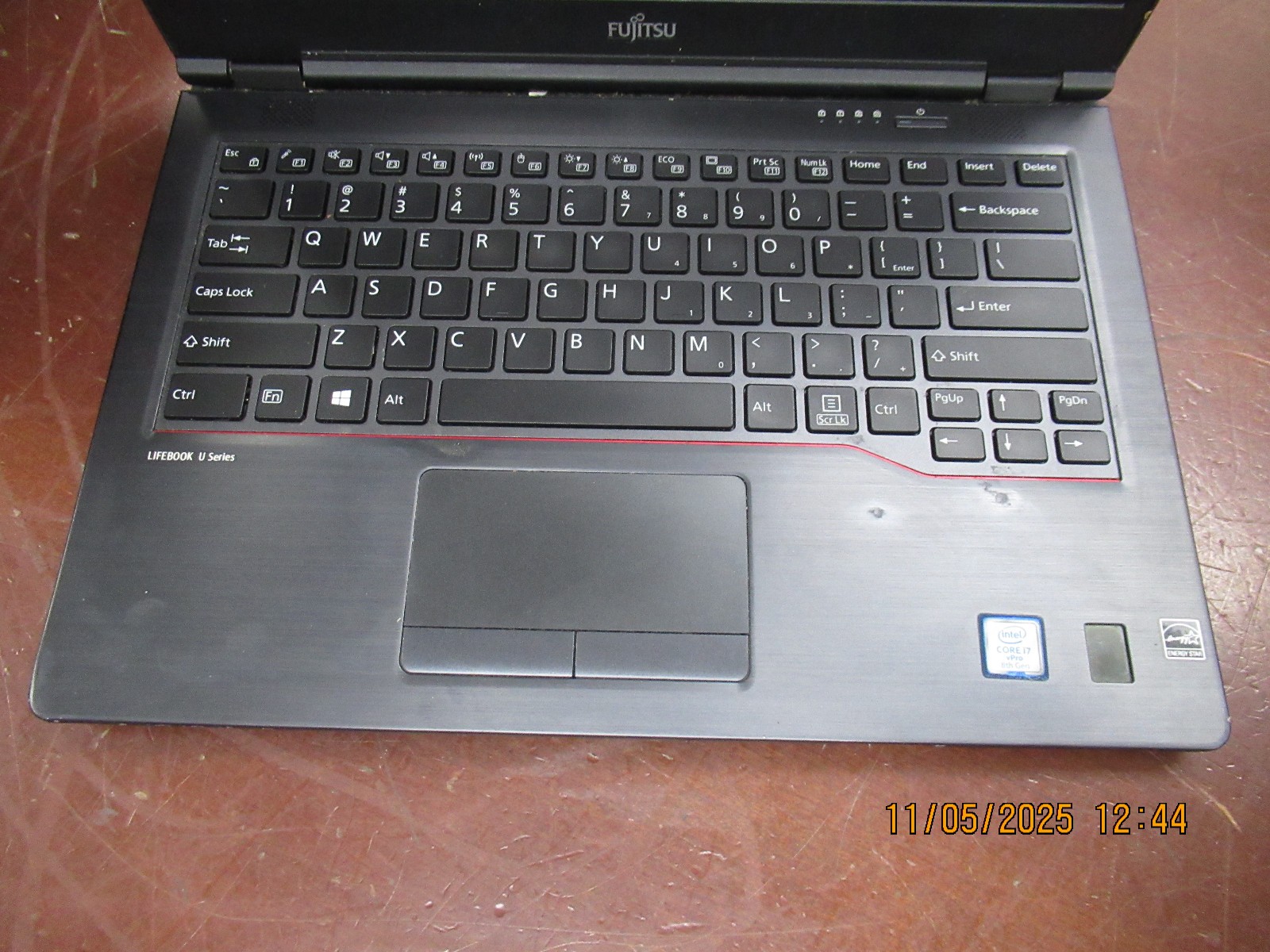 Fujitsu Lifebook U749 i7-8665U 1.90GHz Laptop [NO RAM/HDD/AC/OS] [BADBTRY]