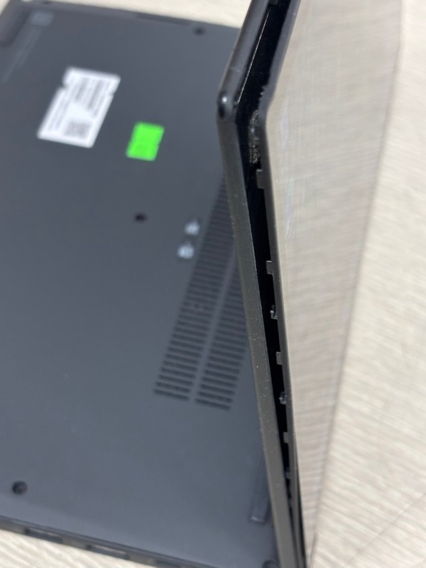 Lenovo ThinkPad X13 Yoga 13″ Touch i5-1145G7 16GB 256GB SSD W11Pro ~Screen issue