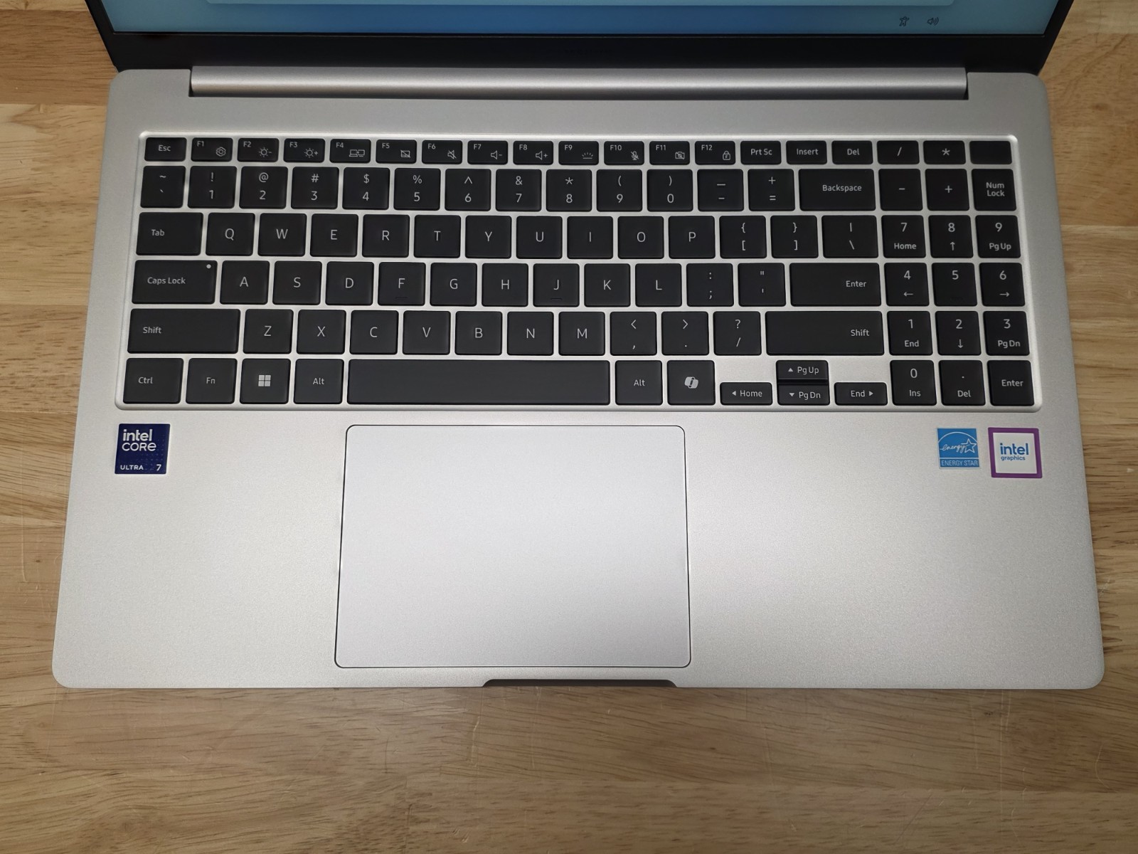 Samsung Galaxy Book5 15.6″ FHD IPS Laptop Intel Core Ultra 7 16GB 512GB SSD