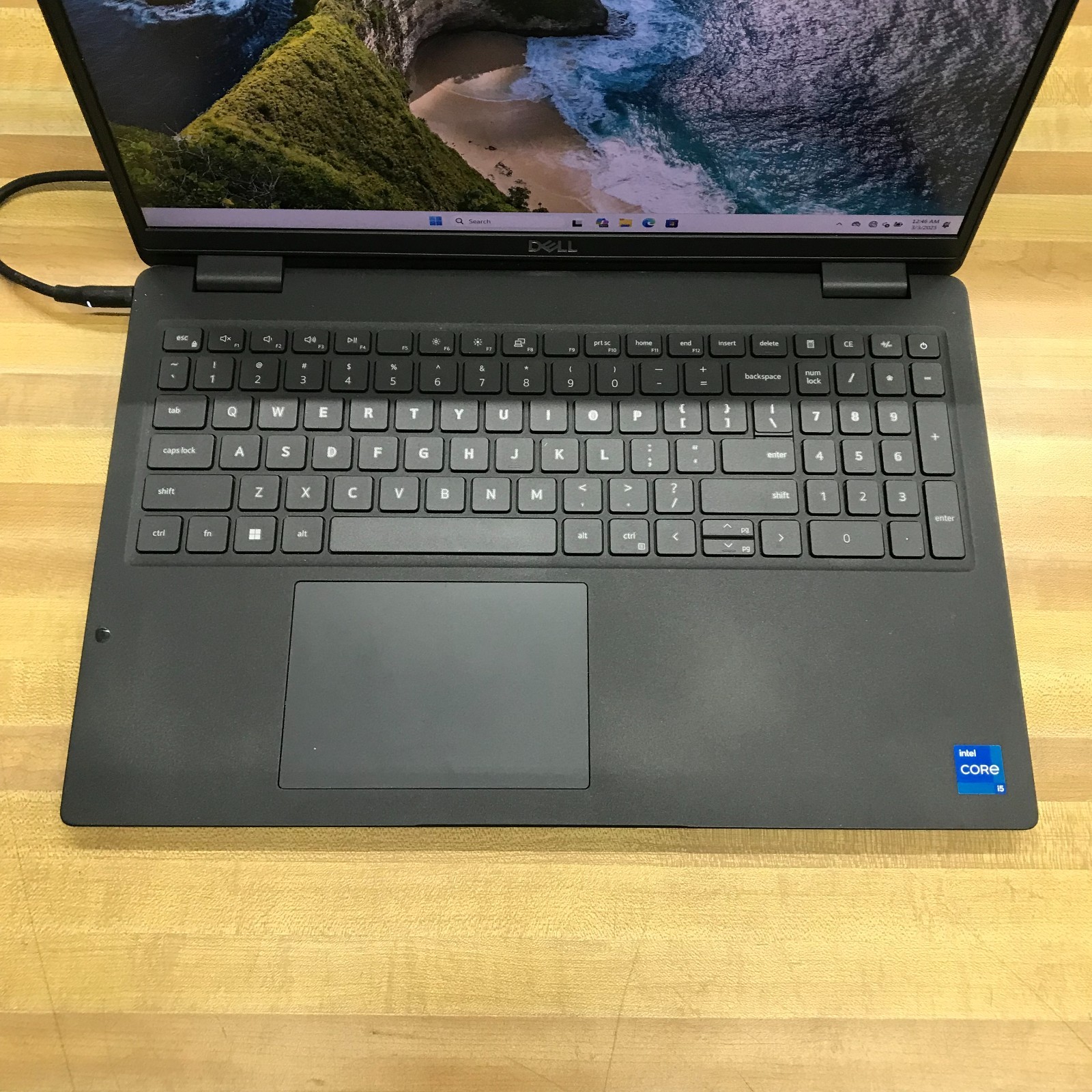Dell Latitude 3520 15.6″ i5-1135G7 2.4GHz 16GB RAM 256GB SSD (Windows 11 Pro)