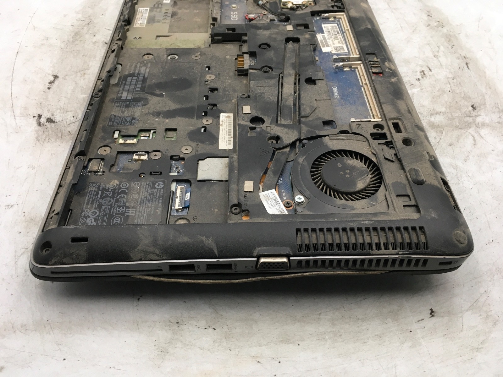 HP ELITEBOOK 840 G1 – FOR PARTS – INTEL CORE I5 – NO RAM – 14″ – READ DESC – BB