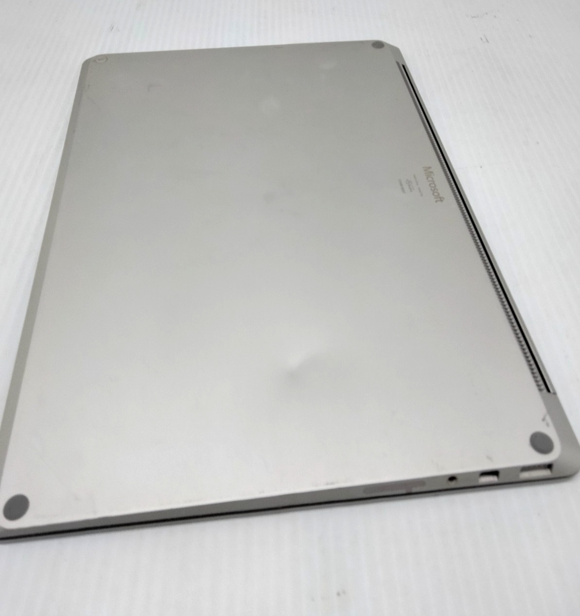Microsoft Surface 1769 13.5” Touch i7-7660U 8GB RAM 256gb SSD Win 11 laptop