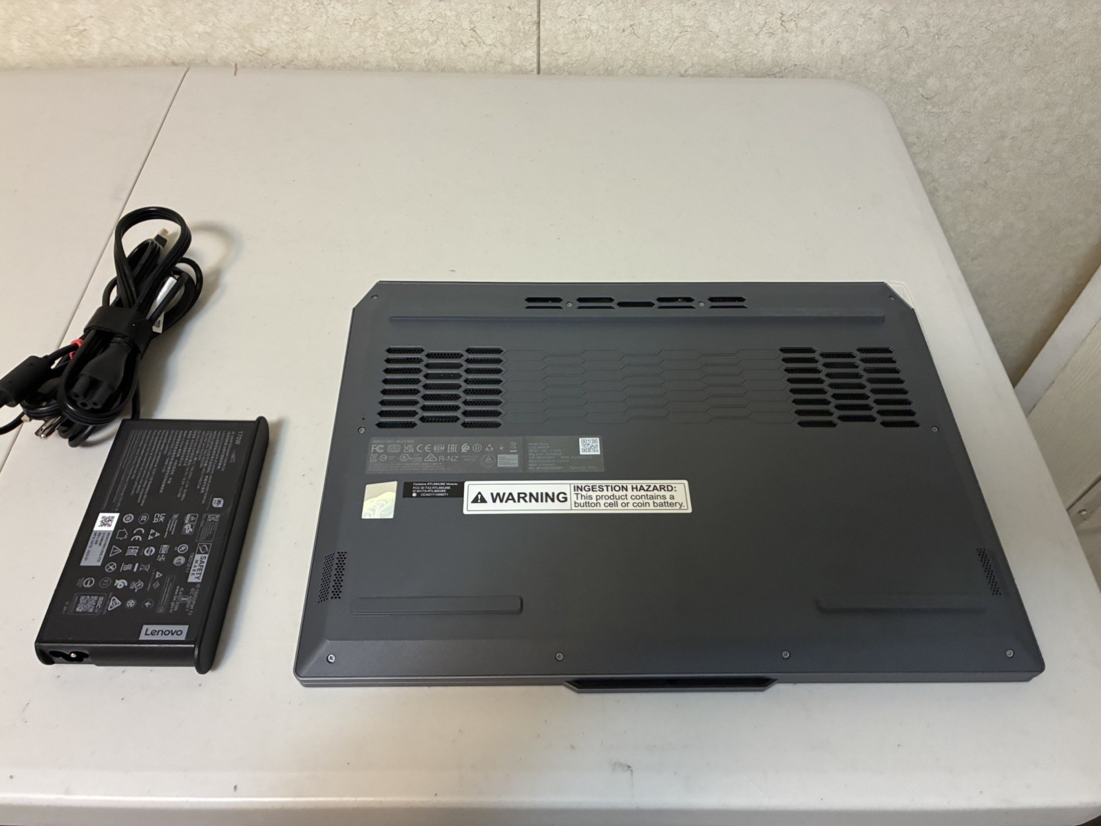 Lenova LOQ Rayzen 5 Gaming 20gb Ram Rtx4050 6gb Gpu 477gb SSD Windows 11 Home