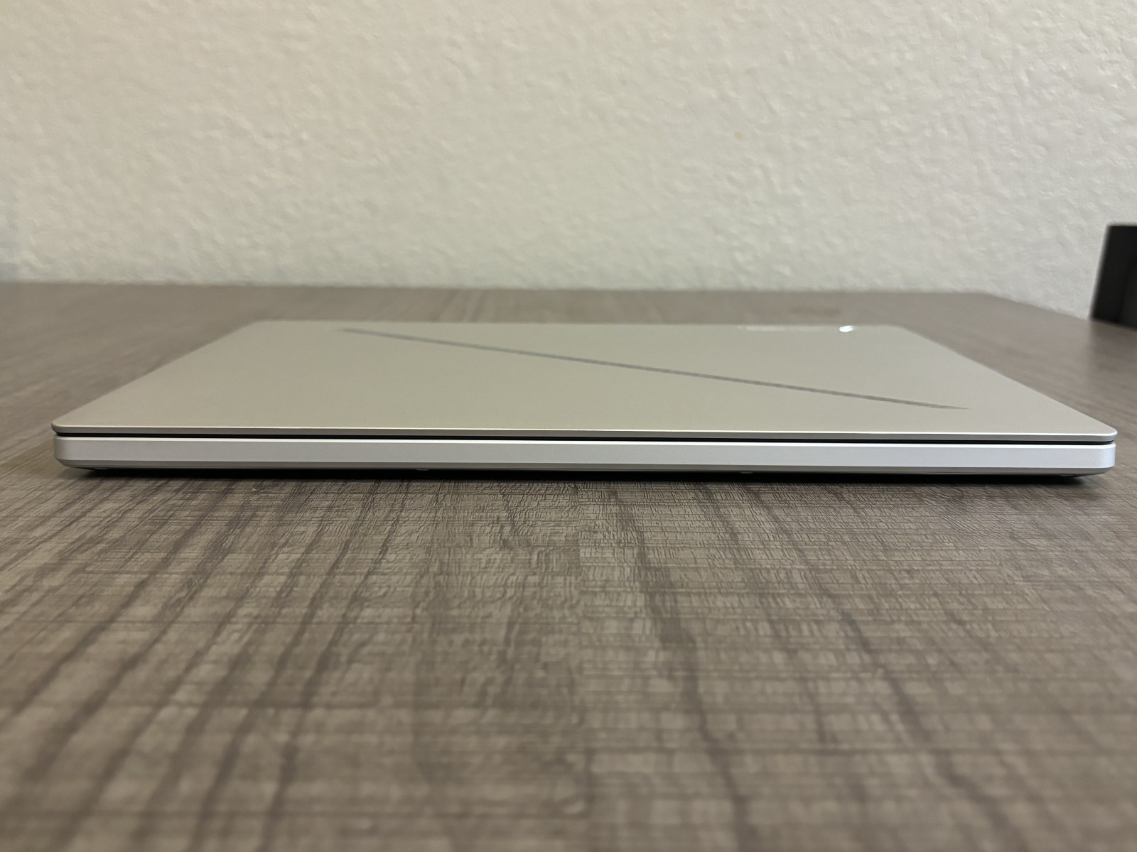 ASUS ROG Zephyrus G14 OLED GA403UV Ryzen 9 8945HS – 16GB RAM – 4TB SSD RTX 4060