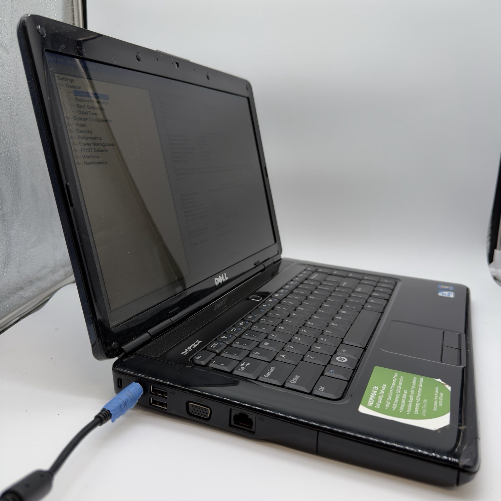Dell Inspiron 1545 Intel Pentium Dual-Core T4300 2.1GHz No HDD, Bad Batt L18