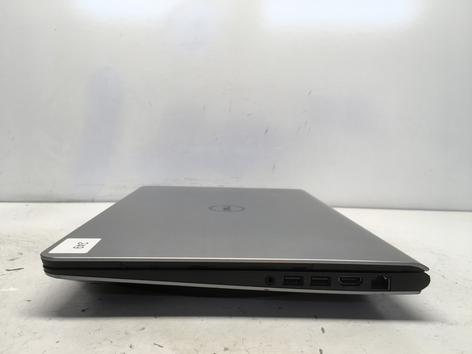 Dell Inspiron 15-5547 Intel i7-4510U 2GHz 8 GB NO HDD No Batt