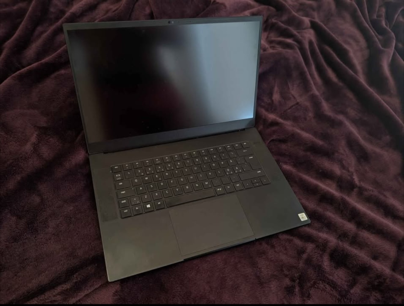 Razer Blade 15 Advanced ( 2020 ) Model RZ09-033
