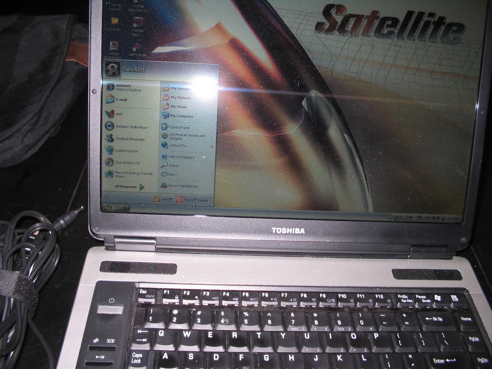 TOSHIBA a-105-s101 Laptop Computer