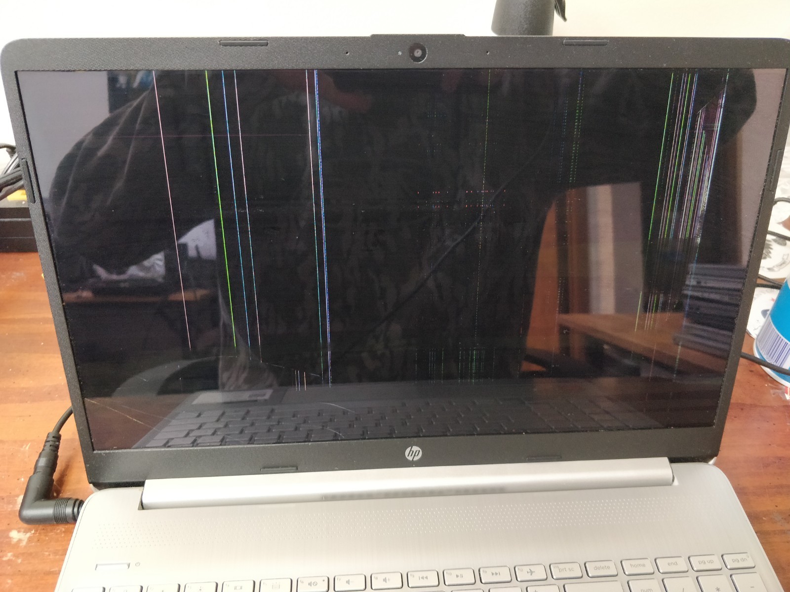 HP 15-EF3184NR AMD Ryzen 5 5625U@2.30GHz 8GB RAM NO DRIVE PARTS 8726