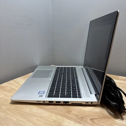 HP EliteBook 850 G5 15.6″ i5-8250u 1.60GHZ 16GB 256GB SSD