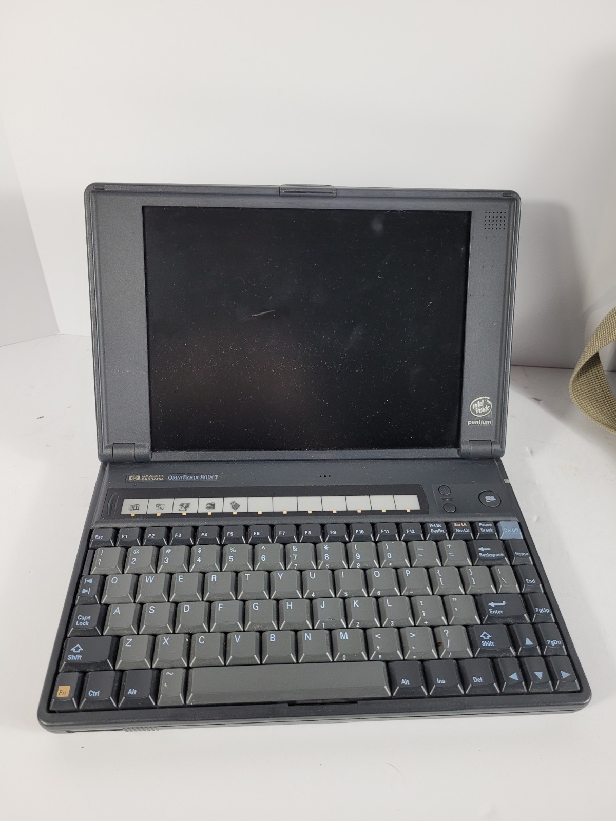 Hewlett Packard HP Omnibook 800CT Notebook Laptop Fully Functional Ships Free