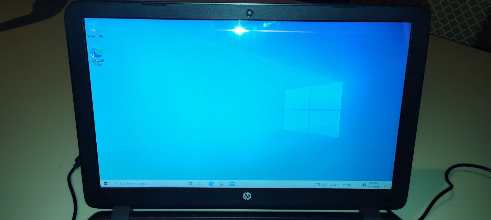 HP 15-F272WM 15.6″ Laptop WITH Dell Laptop case