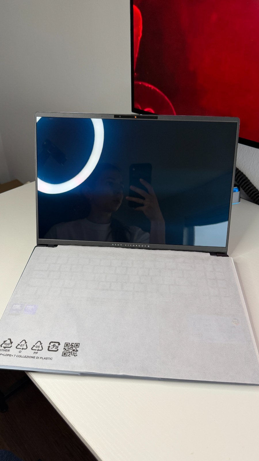 ASUS Vivobook S 16″ 3K OLED Intel Core Ultra 7 255H – 32GB RAM – 1TB SSD Windows