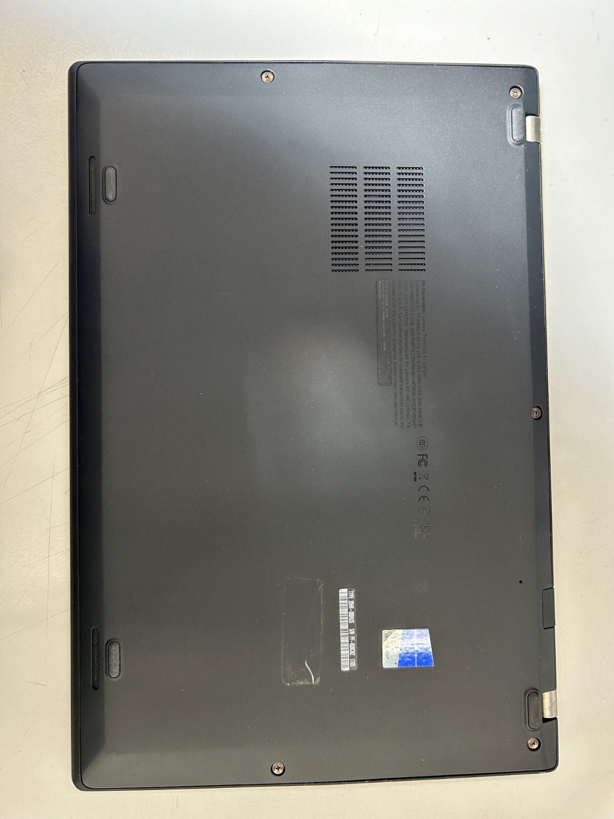 Lenovo 20HR000HUS TP X1 5th Gen 14″ i7-7600 8GB 500GB SSD Win 11 Pro