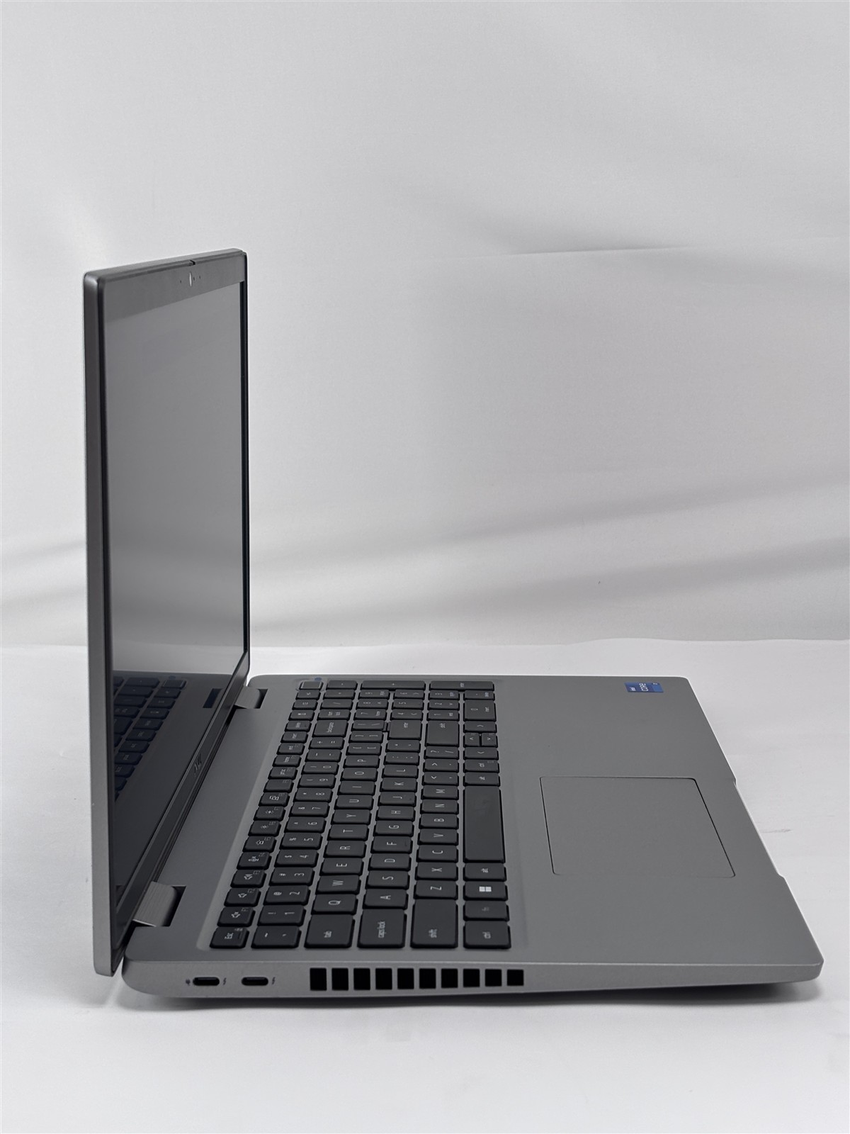 Dell Precision 3560 15.6″ Core i7-1185G7 3.0GHz 16GB 256GB Quadro
