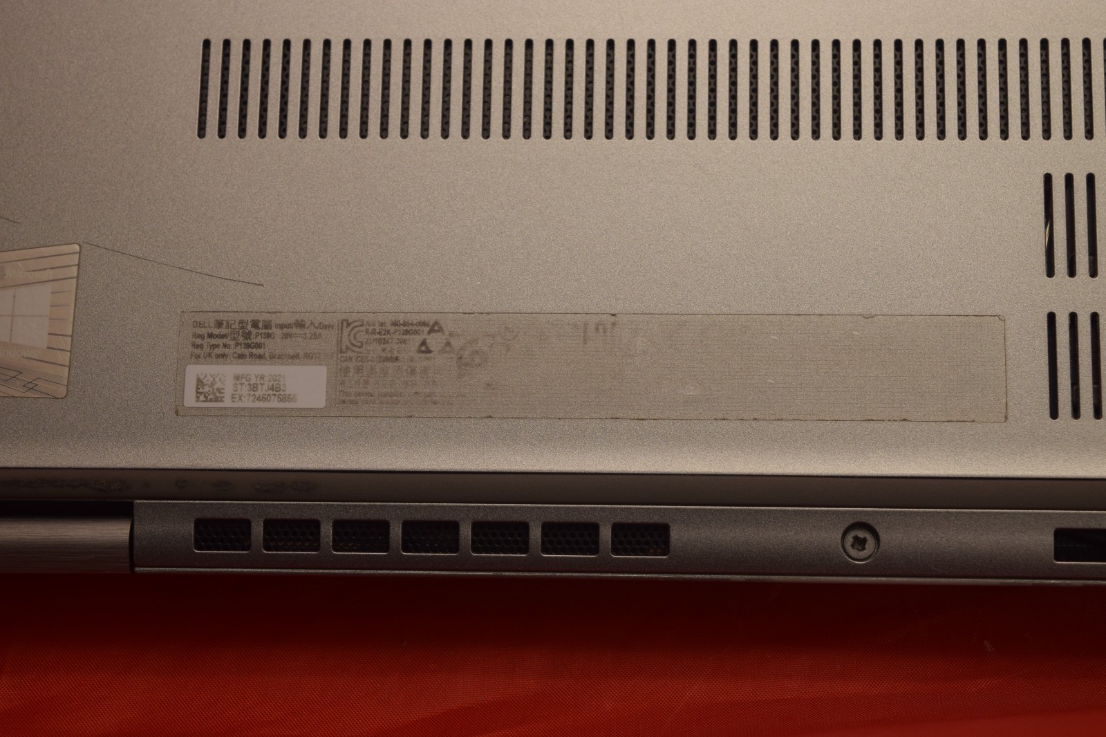 Dell Latitude 5320 Used 13.2″ i5-1135G7, 256GB NVMe, 8GB RAM, Touchscreen