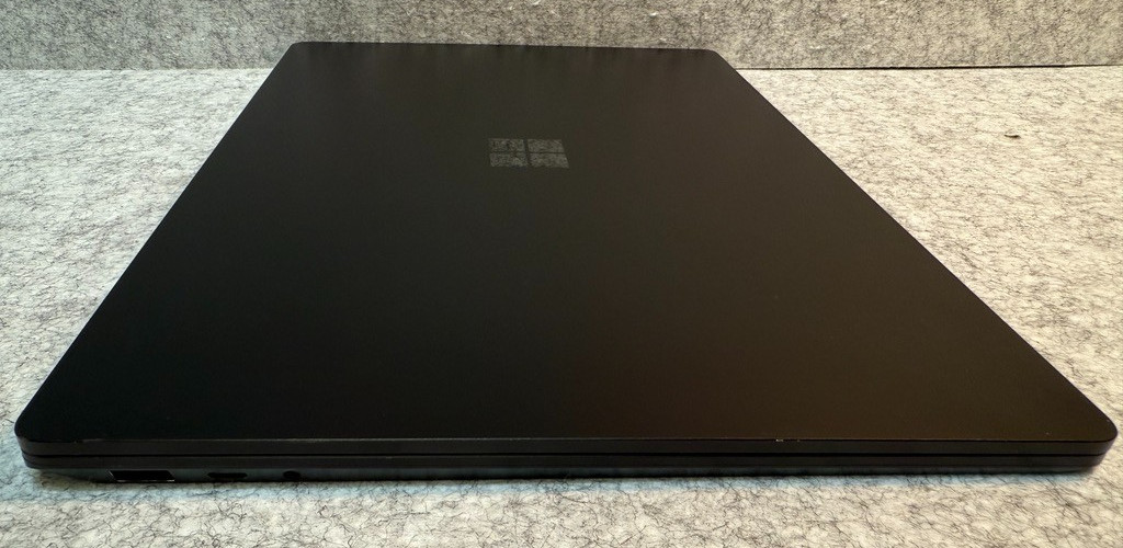 Microsoft Surface Laptop 3 15″ Intel i7-1065G7 16G 512GB SSD Windows 11 Pro