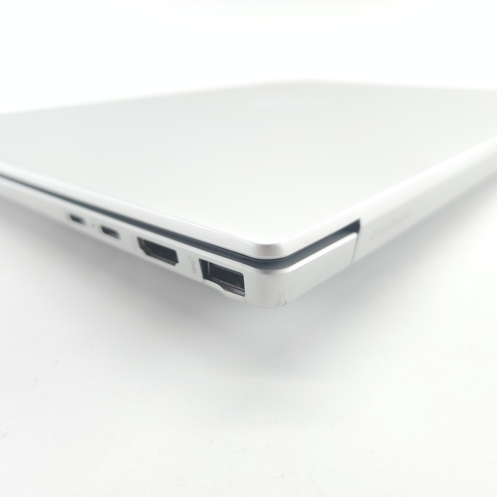 HP OmniBook 5 16-AF1017WM 16″ Intel Core Ultra 7 255U 2.0GHz 16GB RAM 1TB SSD